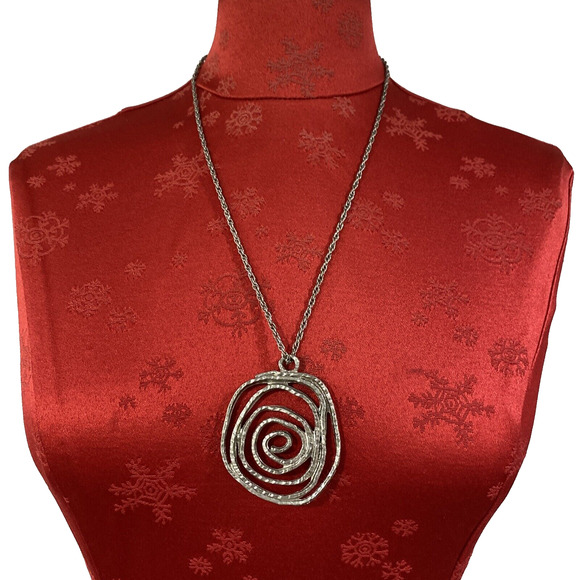 Vintage Silver Chain Necklace Mod 1970's Textured Modern Art Abstract Pendant - Picture 2 of 8